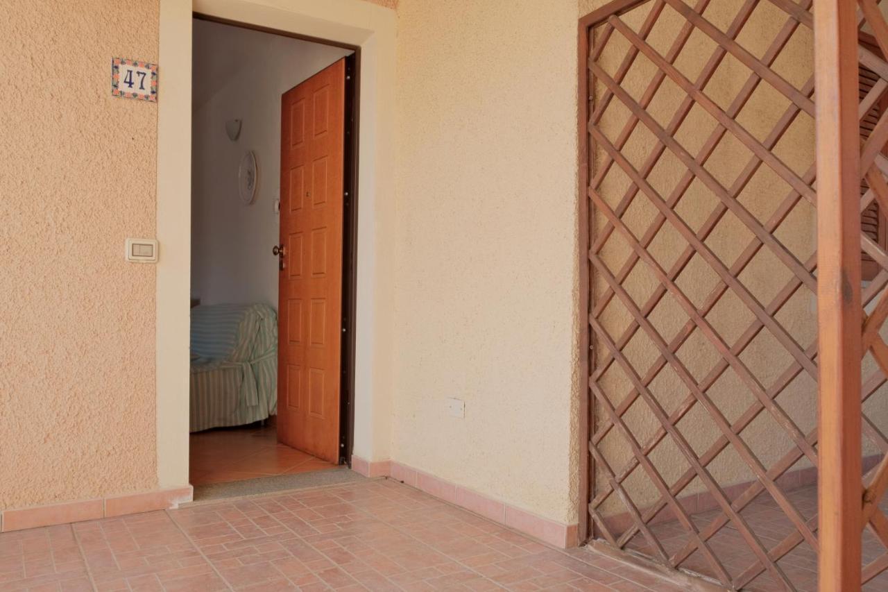 Marina Di Olbia Holiday Home Exterior photo